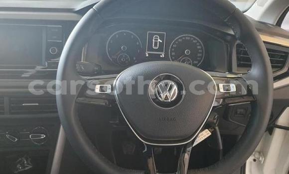 اشتري مستعمل Volkswagen Polo White سيارة في Maseru في Maseru اشتري مستعمل Volkswagen Polo White سيارة في Maseru في Maseru