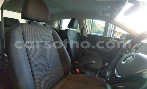 اشتري مستعمل Volkswagen Polo White سيارة في Maseru في Maseru اشتري مستعمل Volkswagen Polo White سيارة في Maseru في Maseru