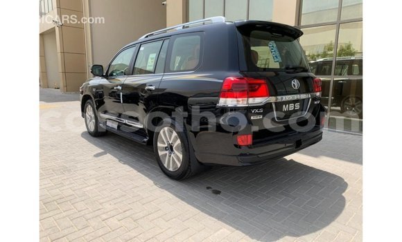 اشتري Imported Toyota Land Cruiser Black سيارة في Import - Dubai في Maseru اشتري Imported Toyota Land Cruiser Black سيارة في Import - Dubai في Maseru