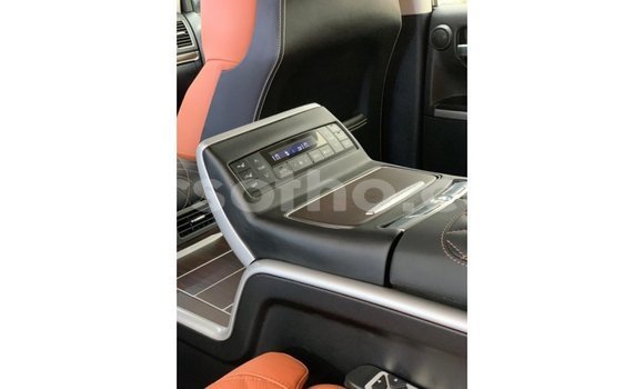 اشتري Imported Toyota Land Cruiser Black سيارة في Import - Dubai في Maseru اشتري Imported Toyota Land Cruiser Black سيارة في Import - Dubai في Maseru