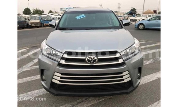 Buy Import Toyota Highlander Other Car in Import - Dubai in Maseru Buy Import Toyota Highlander Other Car in Import - Dubai in Maseru