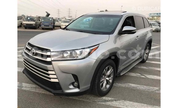 Buy Import Toyota Highlander Other Car in Import - Dubai in Maseru Buy Import Toyota Highlander Other Car in Import - Dubai in Maseru