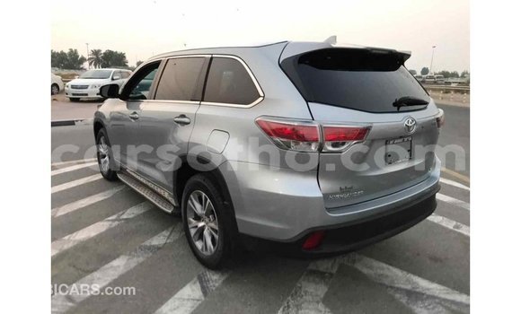 Buy Import Toyota Highlander Other Car in Import - Dubai in Maseru Buy Import Toyota Highlander Other Car in Import - Dubai in Maseru