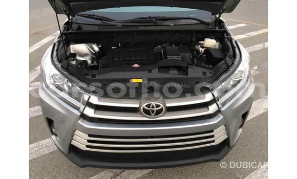Buy Import Toyota Highlander Other Car in Import - Dubai in Maseru Buy Import Toyota Highlander Other Car in Import - Dubai in Maseru