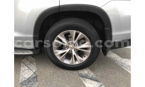 Buy Import Toyota Highlander Other Car in Import - Dubai in Maseru Buy Import Toyota Highlander Other Car in Import - Dubai in Maseru