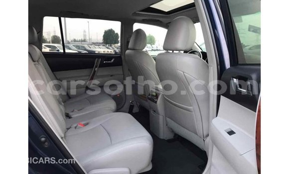 Sayi Imported Toyota Highlander Blue Mota in Import - Dubai a Maseru Sayi Imported Toyota Highlander Blue Mota in Import - Dubai a Maseru