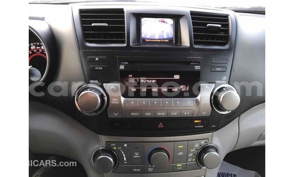 Buy Import Toyota Highlander Other Car in Import - Dubai in Maseru Buy Import Toyota Highlander Other Car in Import - Dubai in Maseru