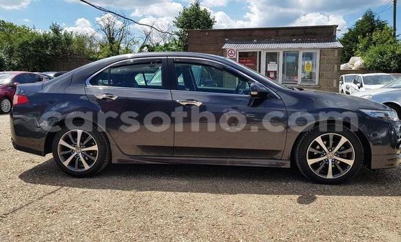 Sayi Na hannu Honda Accord Silver Mota in Maputsoa a Leribe Sayi Na hannu Honda Accord Silver Mota in Maputsoa a Leribe