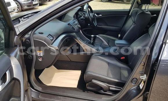 Sayi Na hannu Honda Accord Silver Mota in Maputsoa a Leribe Sayi Na hannu Honda Accord Silver Mota in Maputsoa a Leribe