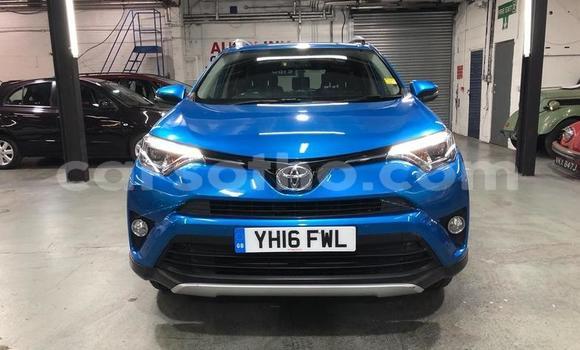 Buy Used Toyota RAV4 Blue Car in Butha Buthe in Butha-Buthe Buy Used Toyota RAV4 Blue Car in Butha Buthe in Butha-Buthe
