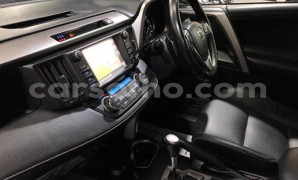 Buy Used Toyota RAV4 Blue Car in Butha Buthe in Butha-Buthe Buy Used Toyota RAV4 Blue Car in Butha Buthe in Butha-Buthe
