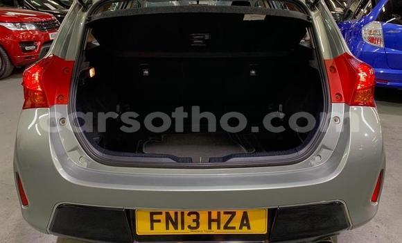 Buy Used Toyota Auris Silver Car in Quthing in Butha-Buthe Buy Used Toyota Auris Silver Car in Quthing in Butha-Buthe