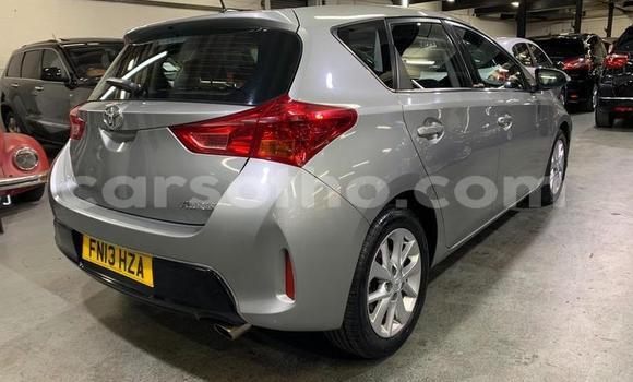 Buy Used Toyota Auris Silver Car in Quthing in Butha-Buthe Buy Used Toyota Auris Silver Car in Quthing in Butha-Buthe