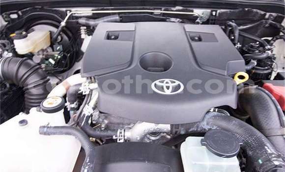 Buy Used Toyota Hilux White Car in Maseru in Maseru Buy Used Toyota Hilux White Car in Maseru in Maseru