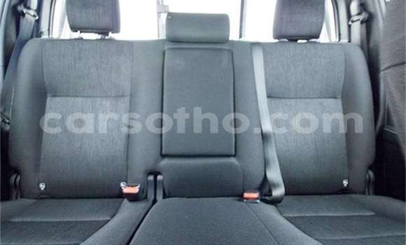 Buy Used Toyota Hilux White Car in Maseru in Maseru Buy Used Toyota Hilux White Car in Maseru in Maseru