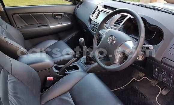 Acheter Occasion Voiture Toyota Hilux Gris à Mafeteng, Mafeteng Acheter Occasion Voiture Toyota Hilux Gris à Mafeteng, Mafeteng