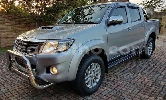 Acheter Occasion Voiture Toyota Hilux Gris à Mafeteng, Mafeteng Acheter Occasion Voiture Toyota Hilux Gris à Mafeteng, Mafeteng