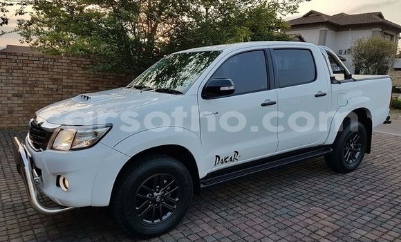 اشتري مستعمل Toyota Hilux White سيارة في Mafeteng في Mafeteng اشتري مستعمل Toyota Hilux White سيارة في Mafeteng في Mafeteng