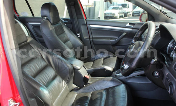 Acheter Occasion Voiture Volkswagen Golf Rouge à Hlotse, Leribe Acheter Occasion Voiture Volkswagen Golf Rouge à Hlotse, Leribe