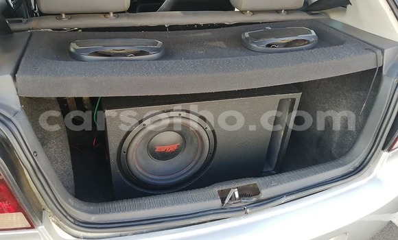 Acheter Occasion Voiture Volkswagen Polo Blanc à Butha–Buthe, Thaba-Tseka Acheter Occasion Voiture Volkswagen Polo Blanc à Butha–Buthe, Thaba-Tseka