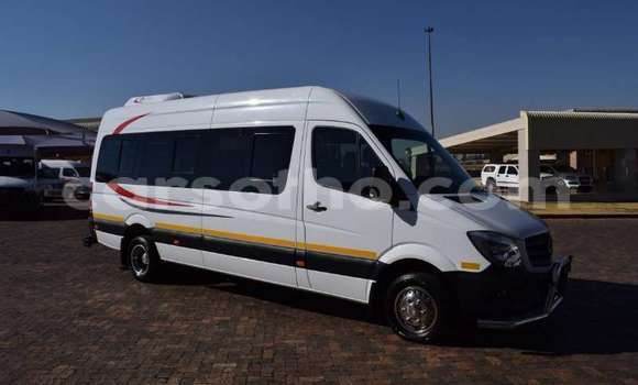 Acheter Occasion Voiture Mercedes-Benz SLK-klasse Blanc à Butha–Buthe, Thaba-Tseka Acheter Occasion Voiture Mercedes-Benz SLK-klasse Blanc à Butha–Buthe, Thaba-Tseka