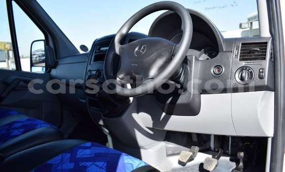 Acheter Occasion Voiture Mercedes-Benz SLK-klasse Blanc à Butha–Buthe, Thaba-Tseka Acheter Occasion Voiture Mercedes-Benz SLK-klasse Blanc à Butha–Buthe, Thaba-Tseka