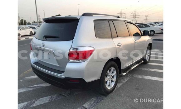 Acheter Import Voiture Toyota Highlander Autre à Import - Dubai, Maseru Acheter Import Voiture Toyota Highlander Autre à Import - Dubai, Maseru