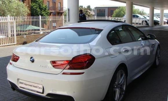 Acheter Occasion Voiture BMW 6er Blanc à Maseru, Maseru Acheter Occasion Voiture BMW 6er Blanc à Maseru, Maseru