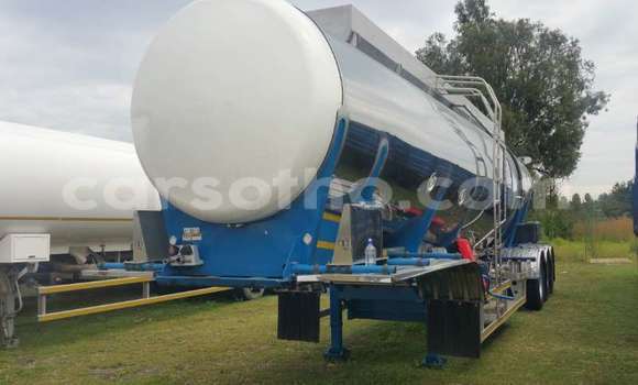 Sayi Na hannu DAF CF Silver Babbar mota in Maputsoe a Leribe Sayi Na hannu DAF CF Silver Babbar mota in Maputsoe a Leribe