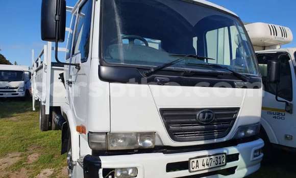Acheter Occasion Utilitaire Nissan UD Blanc à Maputsoe, Leribe Acheter Occasion Utilitaire Nissan UD Blanc à Maputsoe, Leribe