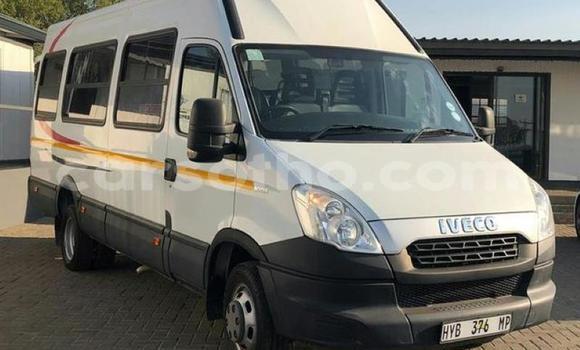 اشتري مستعمل Iveco Daily White شاحنة في Maseru في Maseru اشتري مستعمل Iveco Daily White شاحنة في Maseru في Maseru