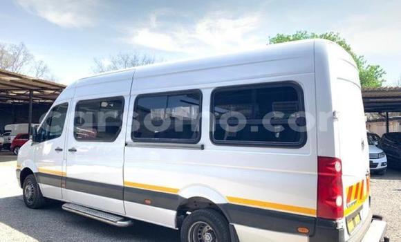 Buy Used Volkswagen Quantum White Car in Maputsoa in Leribe Buy Used Volkswagen Quantum White Car in Maputsoa in Leribe