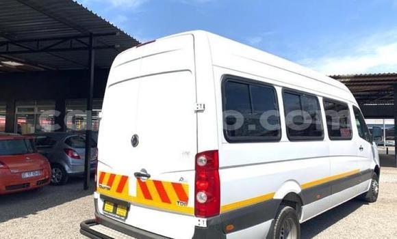 Buy Used Volkswagen Quantum White Car in Maputsoa in Leribe Buy Used Volkswagen Quantum White Car in Maputsoa in Leribe