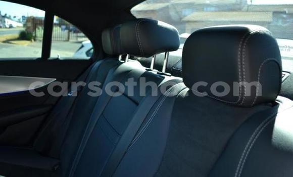 Buy Used Mercedes-Benz E–Class White Car in Maputsoa in Leribe Buy Used Mercedes-Benz E–Class White Car in Maputsoa in Leribe