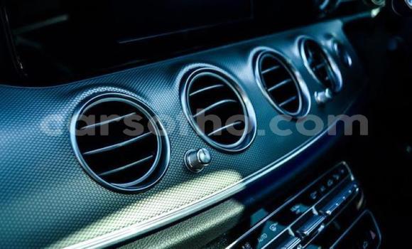 Buy Used Mercedes-Benz E–Class White Car in Maputsoa in Leribe Buy Used Mercedes-Benz E–Class White Car in Maputsoa in Leribe
