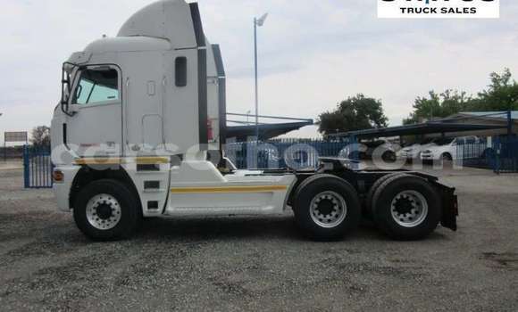 Buy Used Scania Irizar White Truck in Maputsoe in Leribe Buy Used Scania Irizar White Truck in Maputsoe in Leribe