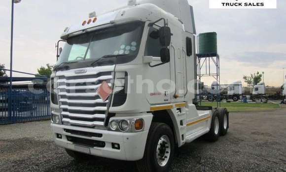 Buy Used Scania Irizar White Truck in Maputsoe in Leribe Buy Used Scania Irizar White Truck in Maputsoe in Leribe