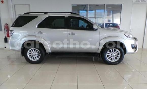 Buy Used Toyota Fortuner Silver Car in Maseru in Maseru Buy Used Toyota Fortuner Silver Car in Maseru in Maseru
