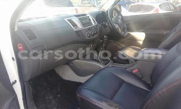 Buy Used Toyota Hilux White Car in Maseru in Maseru Buy Used Toyota Hilux White Car in Maseru in Maseru