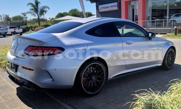 اشتري مستعمل Mercedes-Benz AMG GLC Coupe White سيارة في Mohale's Hoek في Mohale's Hoek اشتري مستعمل Mercedes-Benz AMG GLC Coupe White سيارة في Mohale's Hoek في Mohale's Hoek