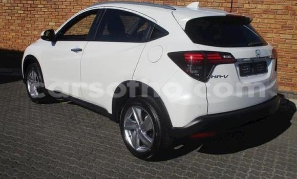 Sayi Na hannu Honda HR–V White Mota in Maseru a Maseru Sayi Na hannu Honda HR–V White Mota in Maseru a Maseru