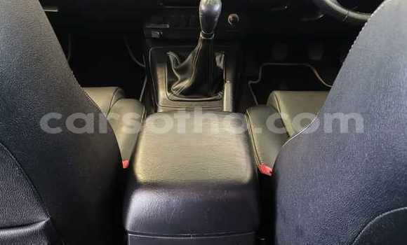 Acheter Occasion Voiture Toyota Hilux Blanc à Maputsoa, Leribe Acheter Occasion Voiture Toyota Hilux Blanc à Maputsoa, Leribe