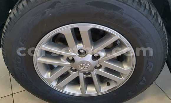 Acheter Occasion Voiture Toyota Hilux Blanc à Maputsoa, Leribe Acheter Occasion Voiture Toyota Hilux Blanc à Maputsoa, Leribe