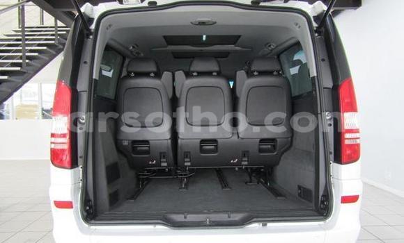 Sayi Na hannu Mercedes-Benz Viano White Mota in Maputsoe a Leribe Sayi Na hannu Mercedes-Benz Viano White Mota in Maputsoe a Leribe