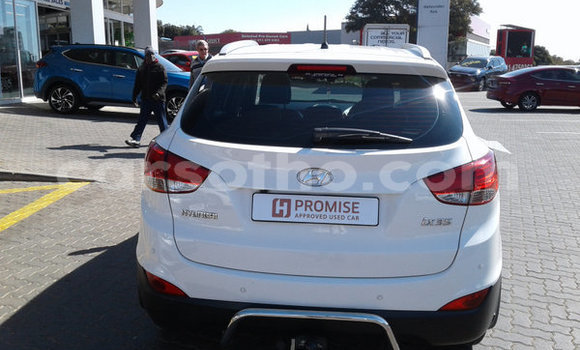 Sayi Na hannu Hyundai ix35 Silver Mota in Maputsoa a Leribe Sayi Na hannu Hyundai ix35 Silver Mota in Maputsoa a Leribe