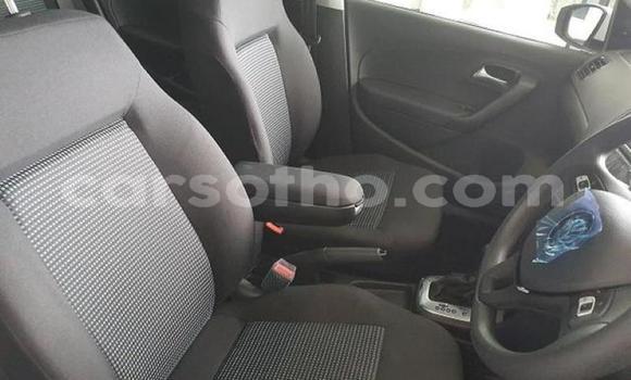 Acheter Occasion Voiture Volkswagen Polo Blanc à Hlotse, Leribe Acheter Occasion Voiture Volkswagen Polo Blanc à Hlotse, Leribe