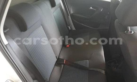 Acheter Occasion Voiture Volkswagen Polo Blanc à Hlotse, Leribe Acheter Occasion Voiture Volkswagen Polo Blanc à Hlotse, Leribe