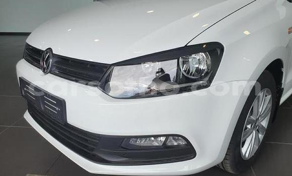 Acheter Occasion Voiture Volkswagen Polo Blanc à Hlotse, Leribe Acheter Occasion Voiture Volkswagen Polo Blanc à Hlotse, Leribe
