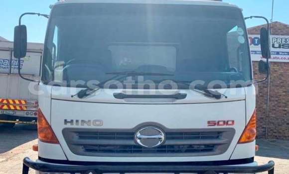 اشتري مستعمل Hino Ranger White شاحنة في Mohale's Hoek في Mohale's Hoek اشتري مستعمل Hino Ranger White شاحنة في Mohale's Hoek في Mohale's Hoek