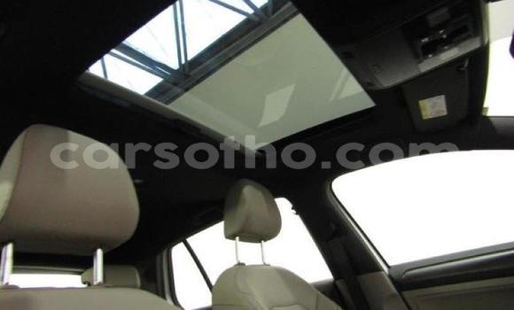 اشتري مستعمل Volkswagen Golf White سيارة في Roma في Maseru اشتري مستعمل Volkswagen Golf White سيارة في Roma في Maseru